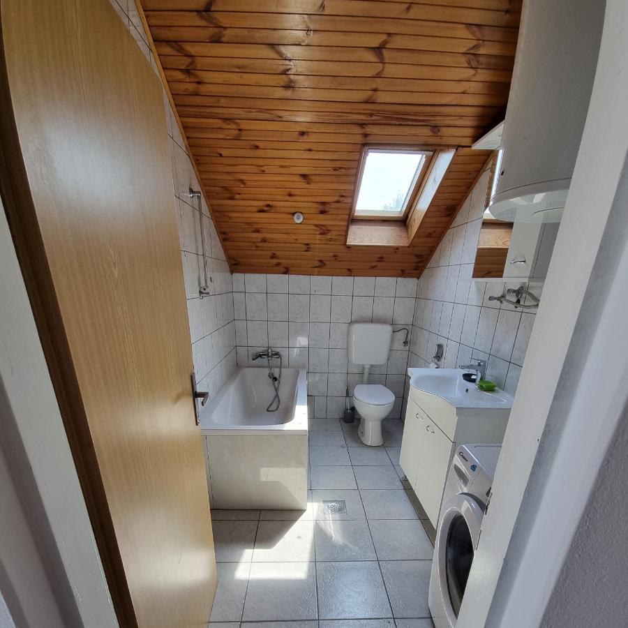 Kiki Privatne Sobe, Zagreb Airport Apartment Velika Gorica Exterior foto