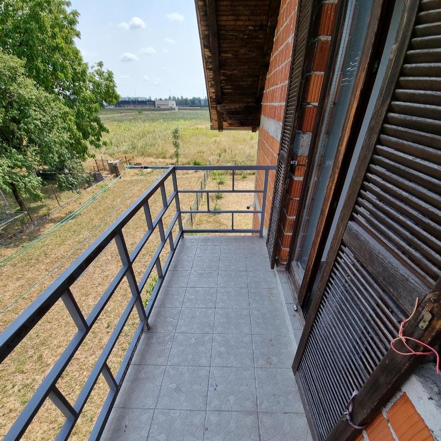 Kiki Privatne Sobe, Zagreb Airport Apartment Velika Gorica Exterior foto